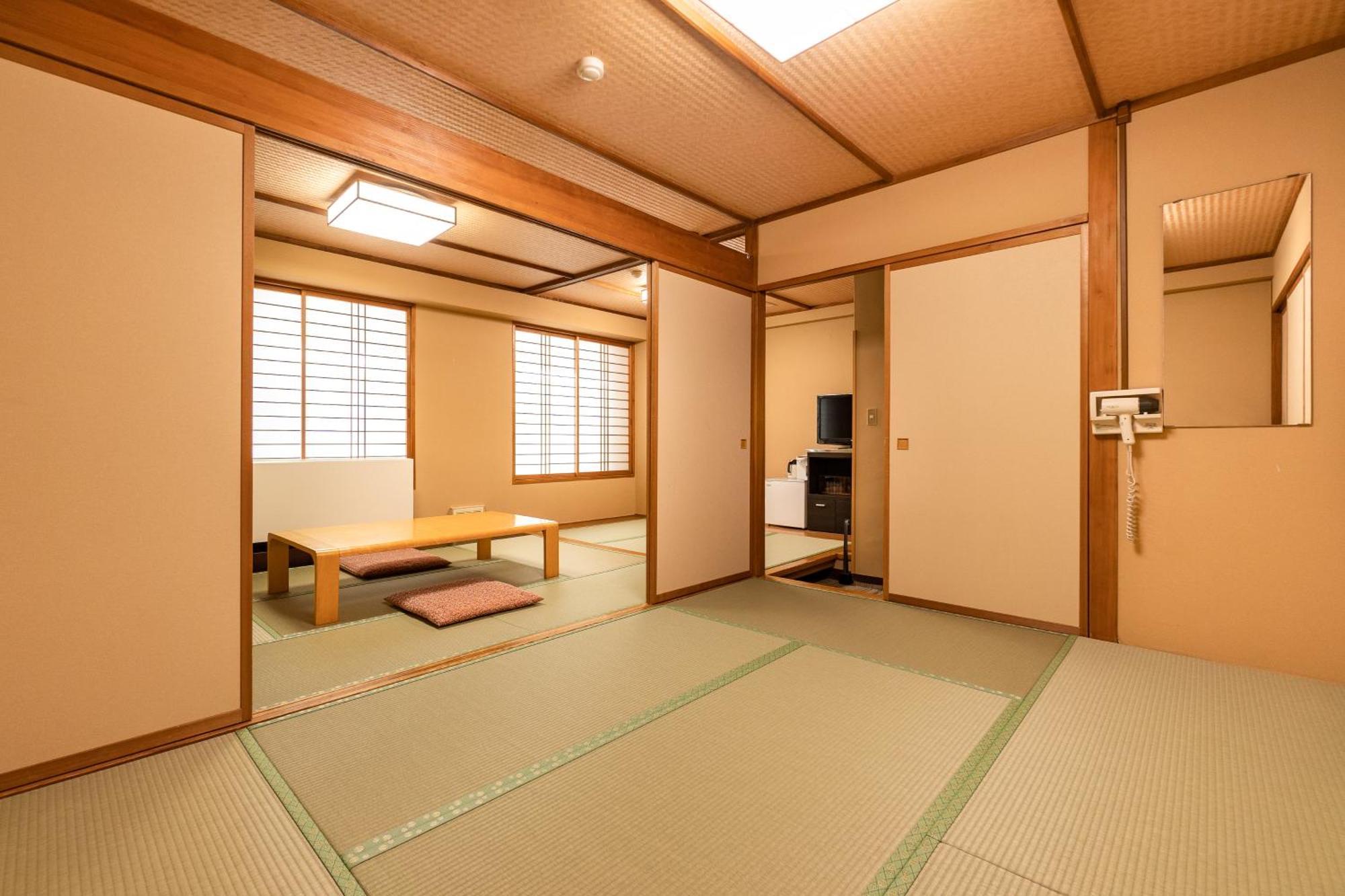 Ooedo Onsen Monogatari Kounkaku Hotel Osaki  Eksteriør billede